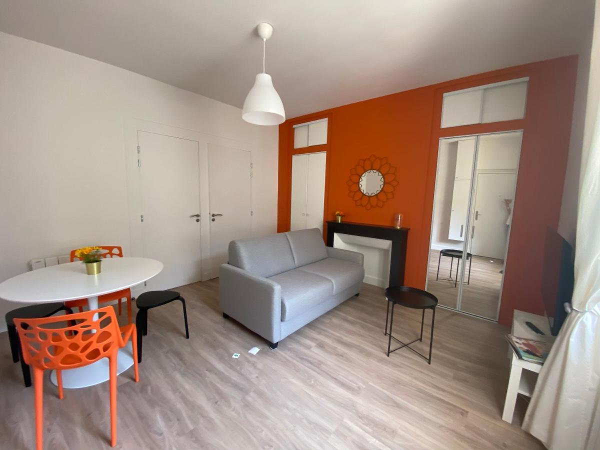 Apartament Maison Des Fleurs La Terrasse  Zewnętrze zdjęcie
